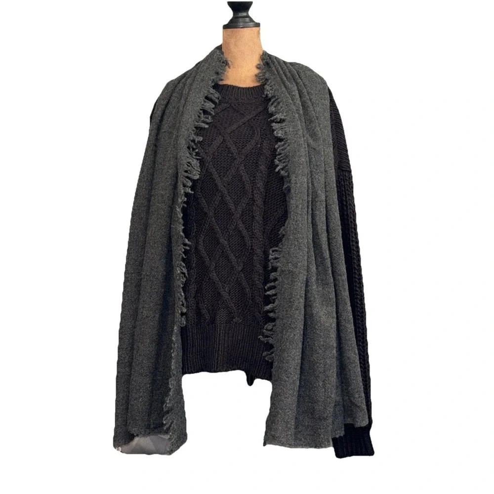Wrap/Scarf 20%cashmere 80%wool Universal Threads OSFM  black/gray New